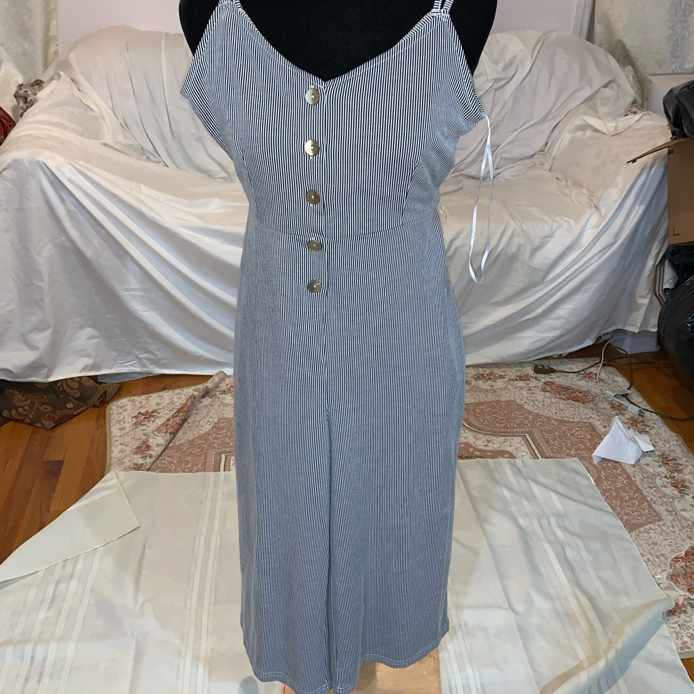 Jumpsuit - Picture 2 of 5
